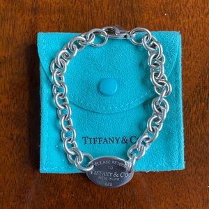Tiffany & Co - Linked Return to Tiffany & Co Bracelet